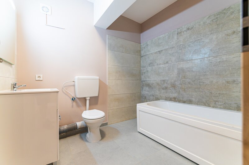 Magurele, prima inchiriere, apartament 3 camere nemobilat!